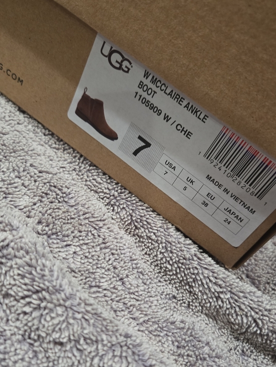 UGG Shoes - UGG Wmclaire Ankle Boot - Chestnut